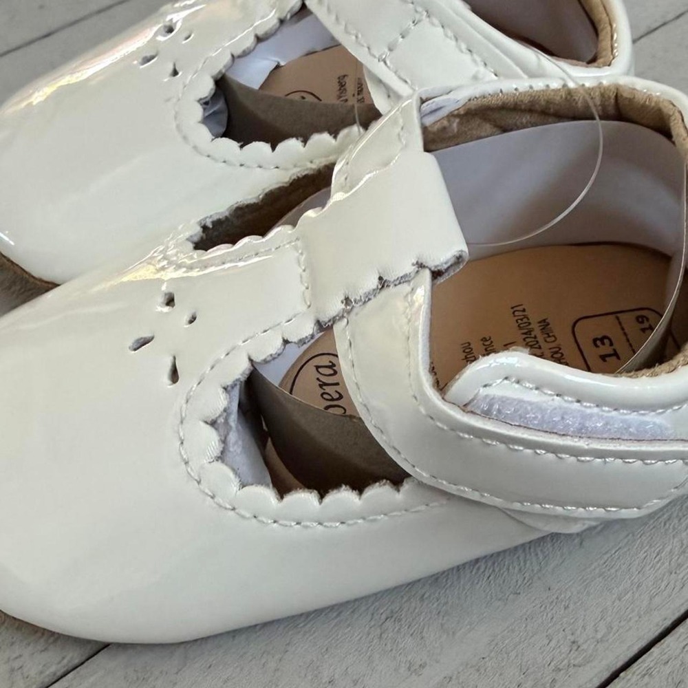 Kimbera White Patent Baby Mary Jane Shoes - Picture 3 of 4